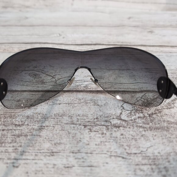 Versace MOD. 2113-B Black Shield Sunglasses 1009/11 – Women’s Oversized - Picture 4 of 14